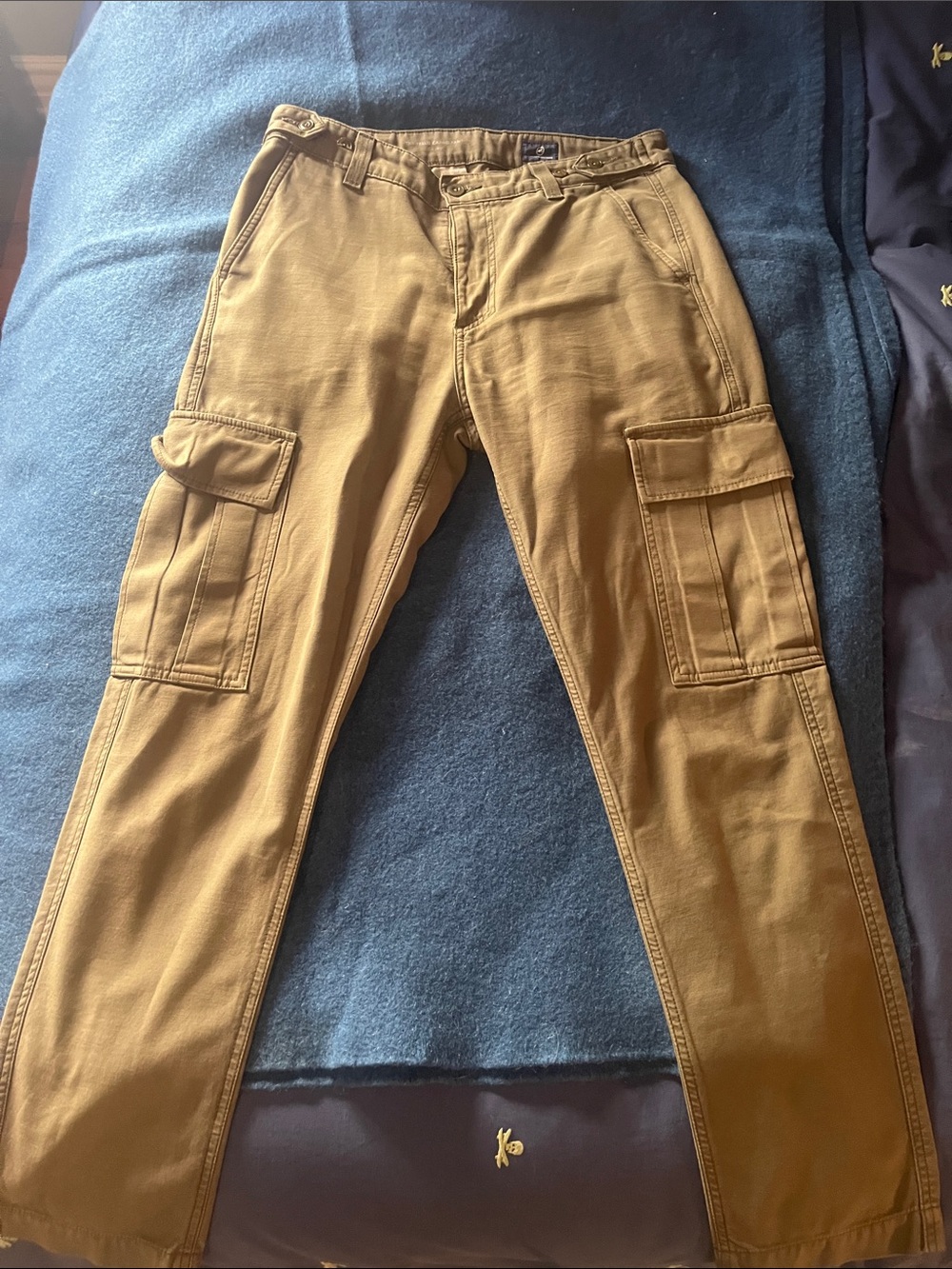 Ag Adriano Goldschmied Men's Cargo Pants in Khaki